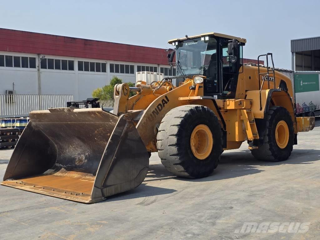 Hyundai HL 975 Φορτωτές με λάστιχα (Τροχοφόροι)
