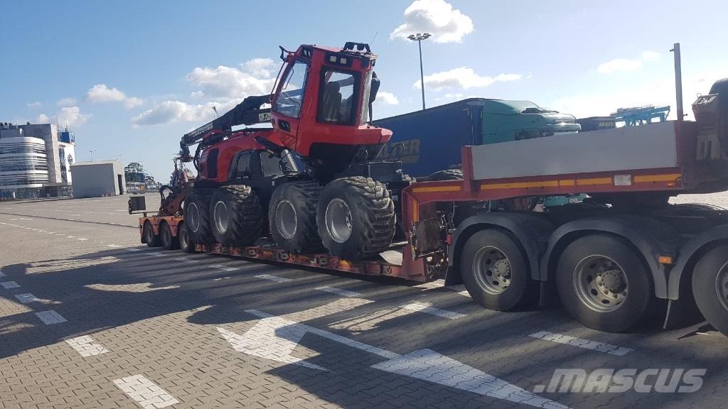 Komatsu 931 XC Θεριζοαλωνιστικές μηχανές