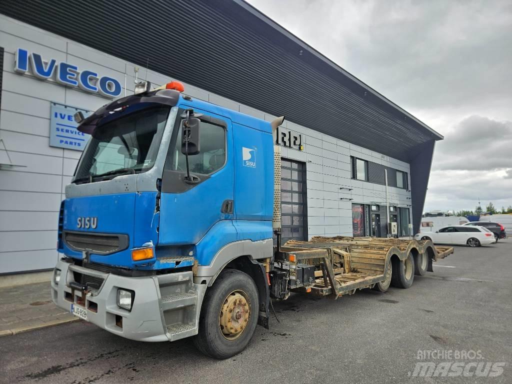 Sisu E12 8x2 Φορτηγά μεταφοράς δασικών μηχανημάτων