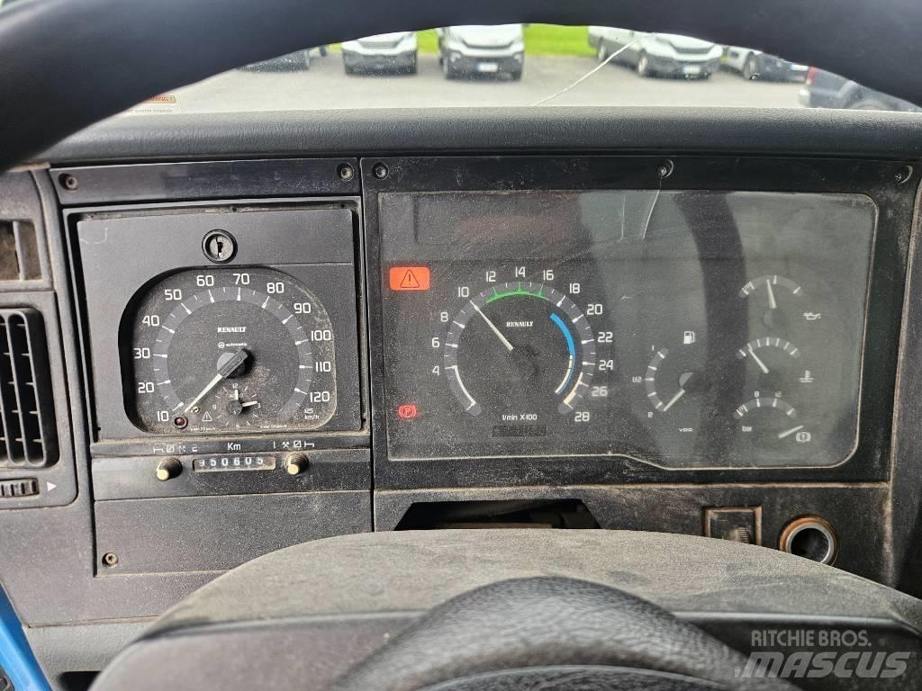 Sisu E12 8x2 Φορτηγά μεταφοράς δασικών μηχανημάτων