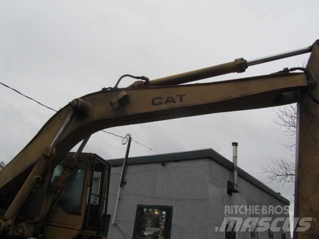 CAT 235 B Εκσκαφείς με ερπύστριες