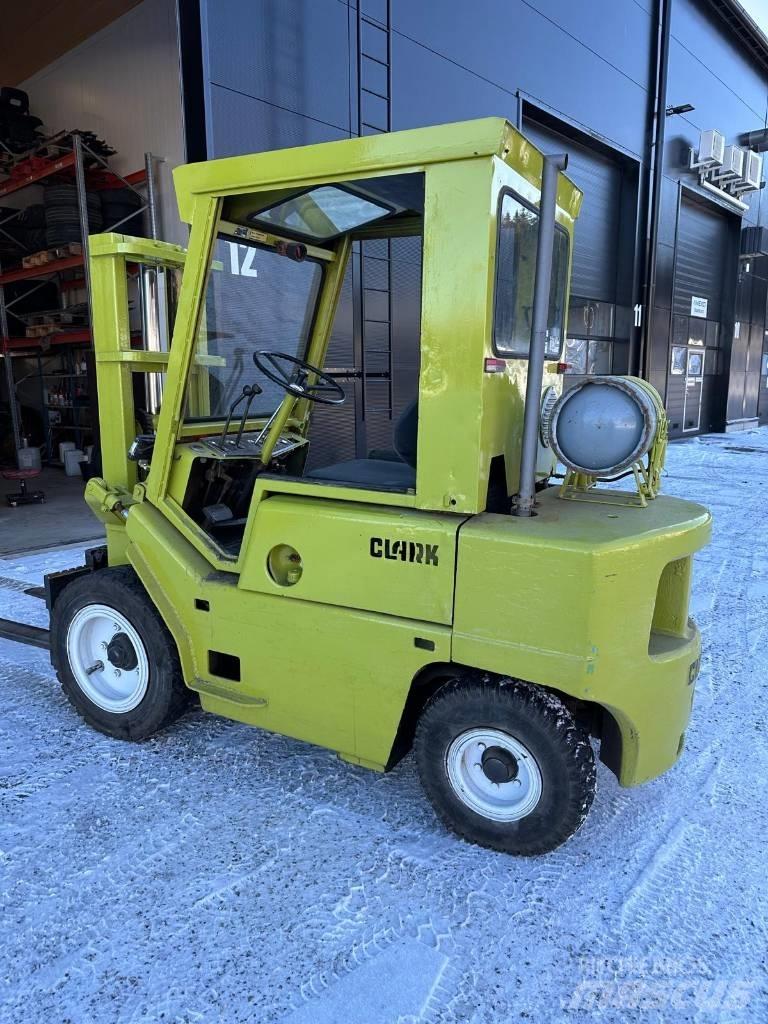 Clark C500Y-55 Περονοφόρα ανυψωτικά κλαρκ με φυσικό αέριο LPG