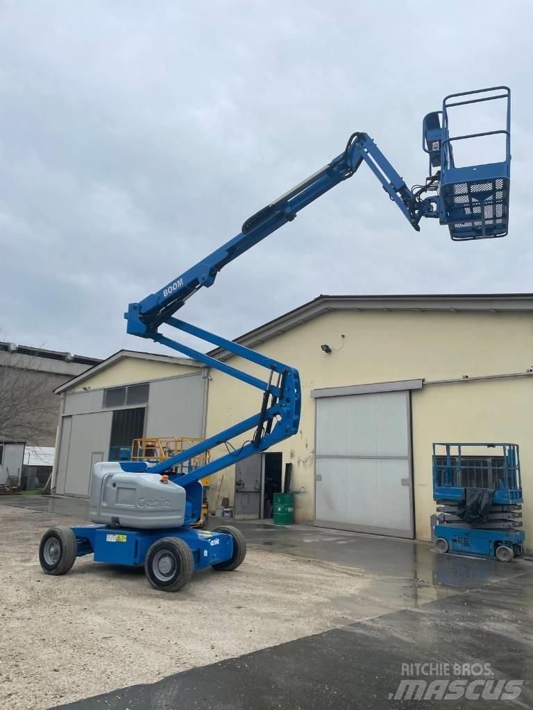 Genie Z 45/25 DC Ανυψωτήρες με αρθρωτό βραχίονα