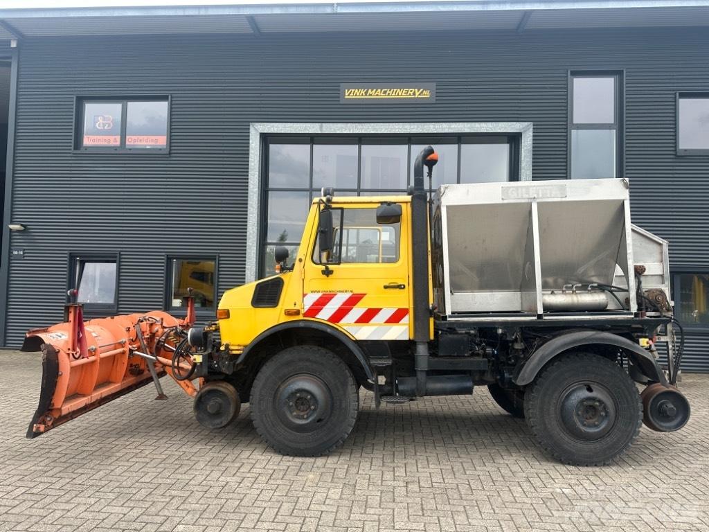Unimog U1400 Rail Διαστρωτήρες άμμου και αλατιού