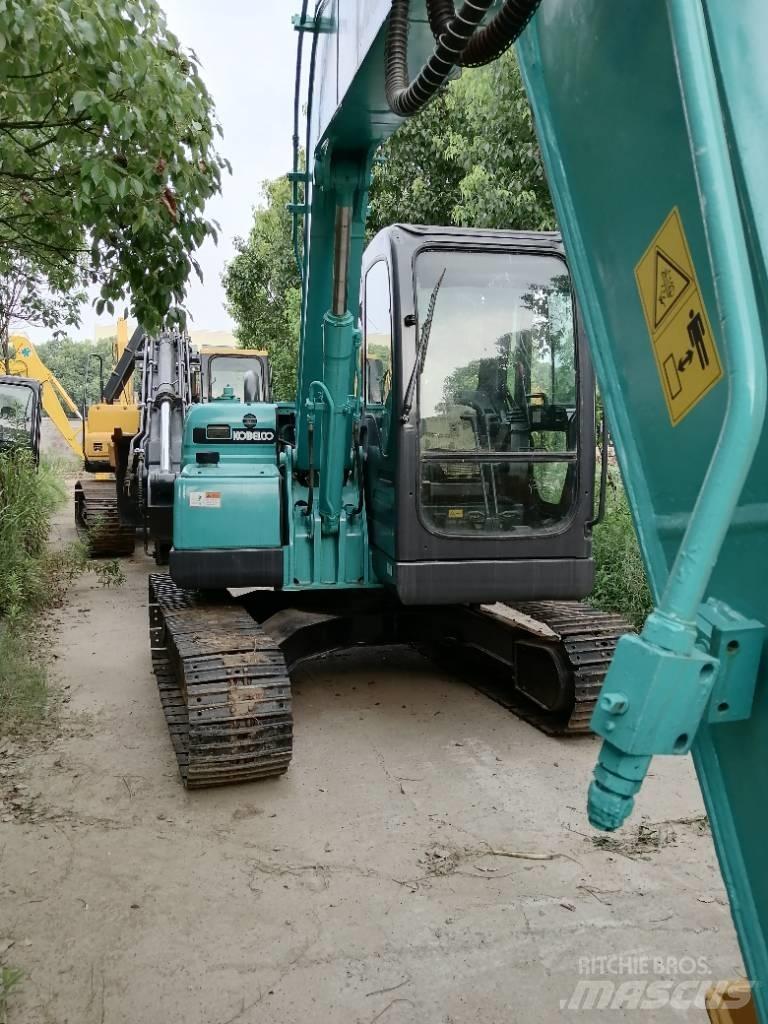 Kobelco SK 75 Εκσκαφείς με ερπύστριες