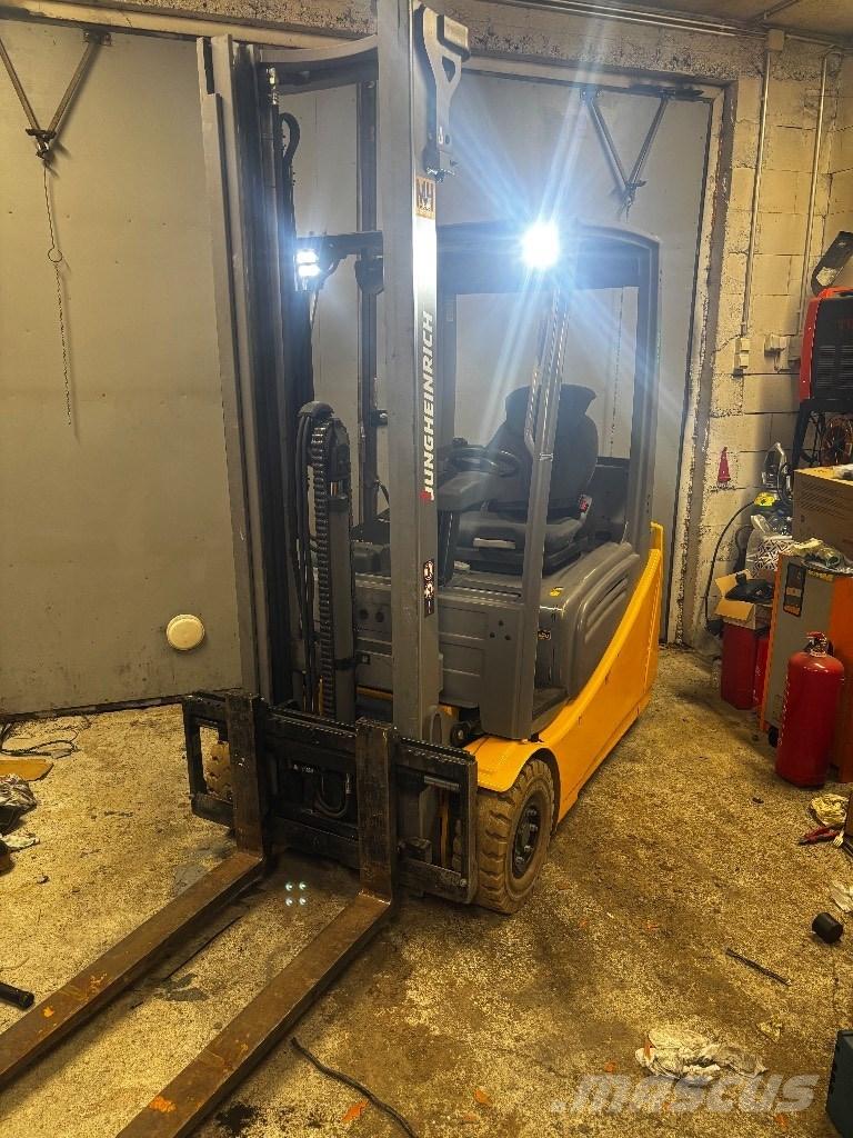 Jungheinrich EFG 216 Ηλεκτρικά περονοφόρα ανυψωτικά κλαρκ