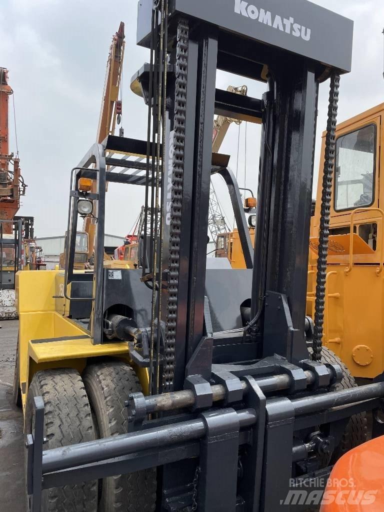 Komatsu 15 Ton Πετρελαιοκίνητα Κλαρκ