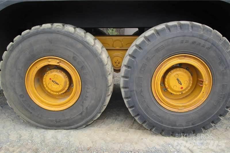 Bell B25D 23000L Άλλα Φορτηγά