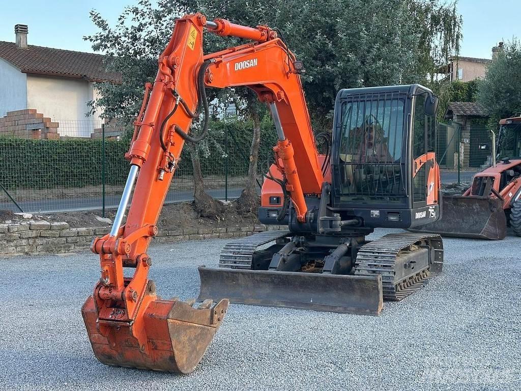 Doosan SOLAR 75V Μίνι εκσκαφείς 7t - 12t