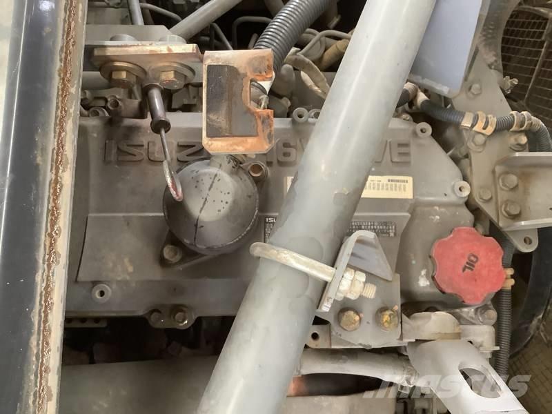 Hitachi ZX 210 LC-5B Εκσκαφείς με ερπύστριες