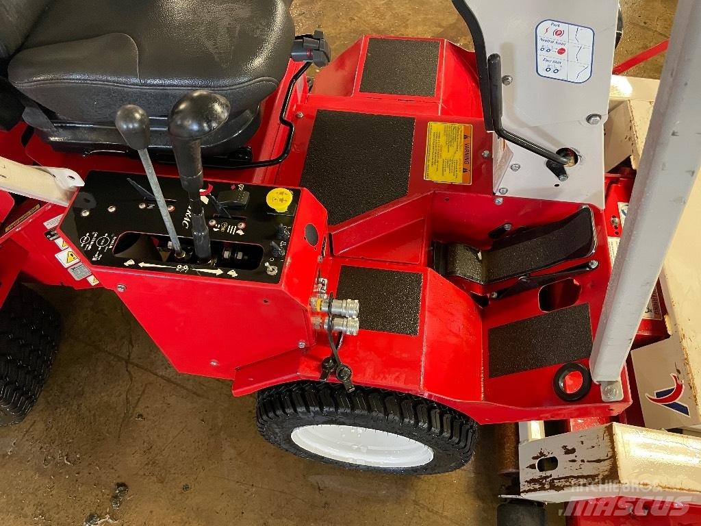 Ventrac 3100 Χορτοκοπτικά με καθιστό χειριστή