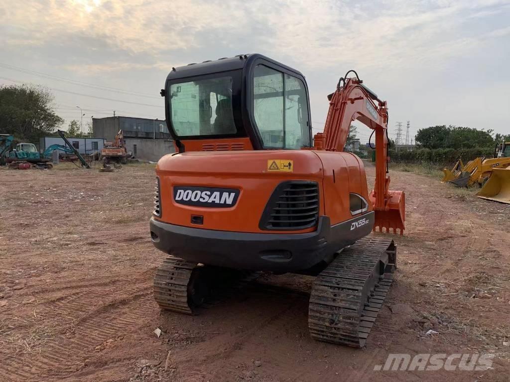Doosan DX 55 Εκσκαφάκι (διαβολάκι) < 7t