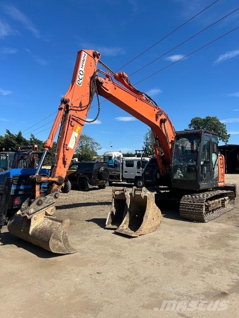 Hitachi ZX 135 US-6 Εκσκαφείς με ερπύστριες