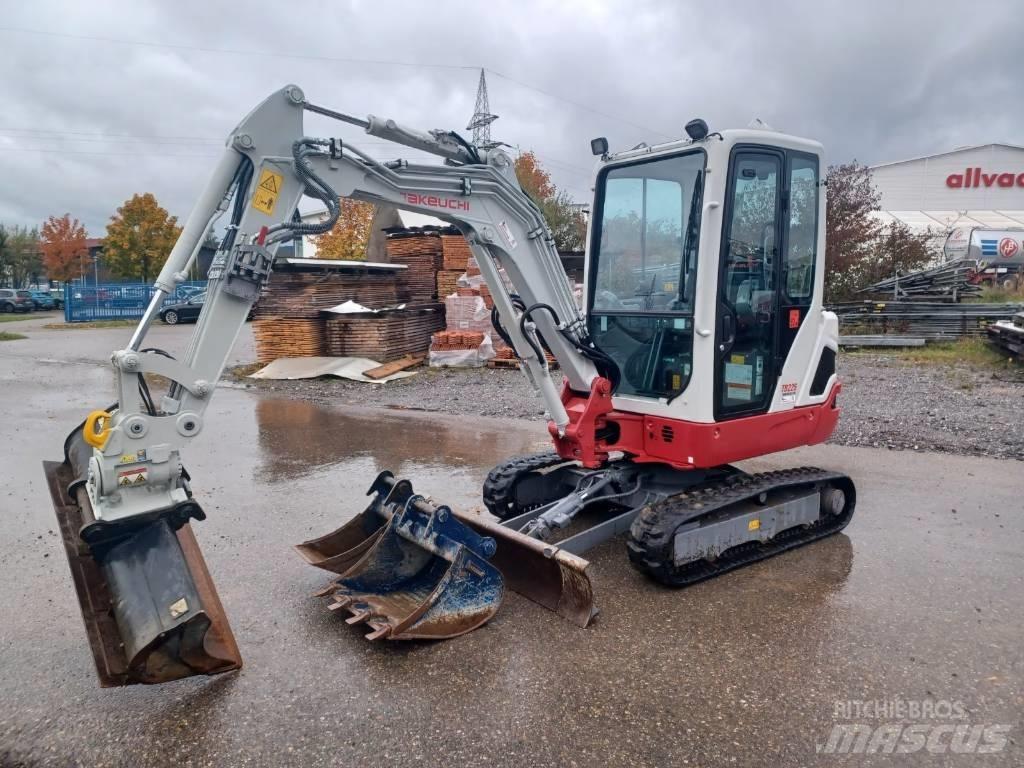 Takeuchi TB 225 Εκσκαφάκι (διαβολάκι) < 7t