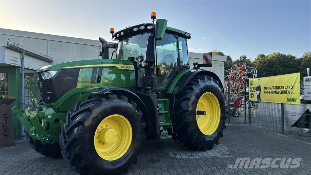 John Deere 6R250 Τρακτέρ
