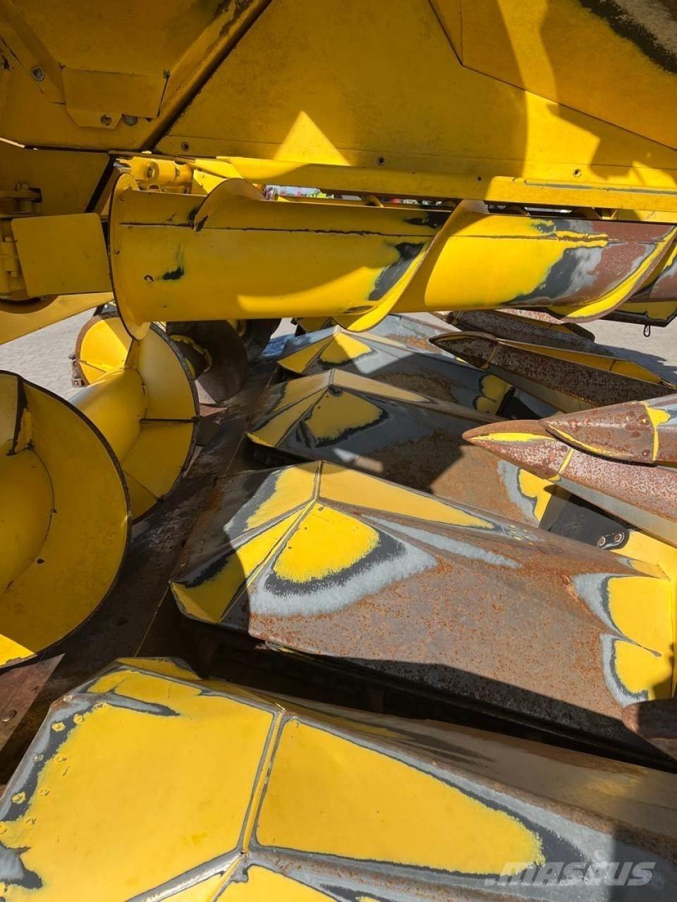 New Holland MF675W Εξαρτήματα θεριζοαλωνιστικών μηχανών