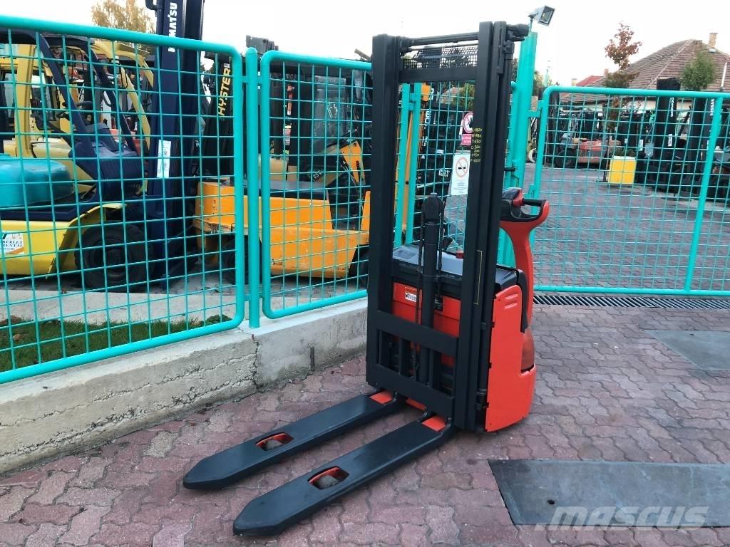 Linde L 12 V-3108 Παλετοφόρα πεζού χειριστή με ιστό