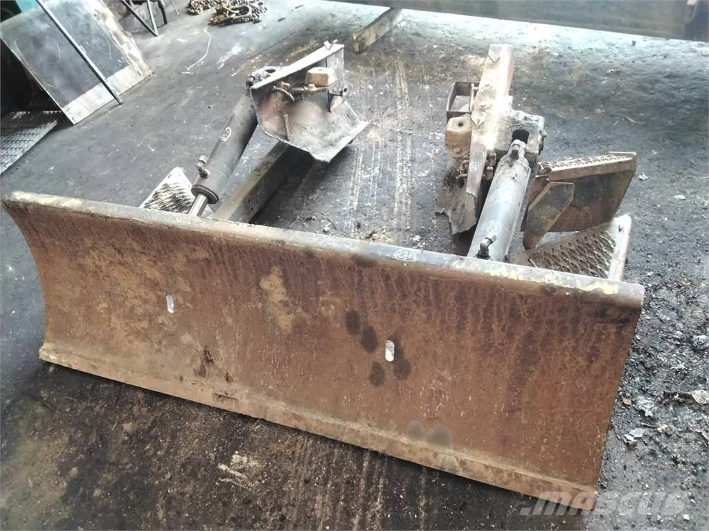 Valmet 840.3 Άλλα εξαρτήματα