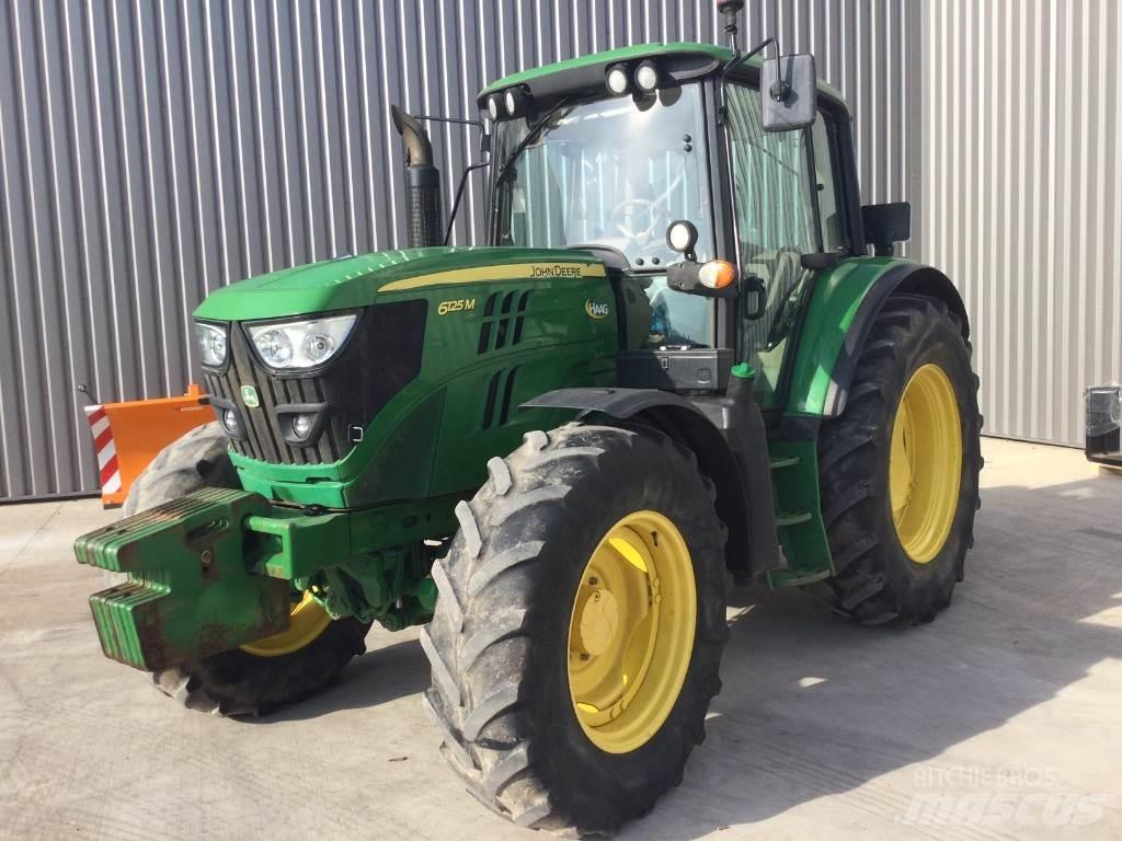John Deere 6125M Τρακτέρ