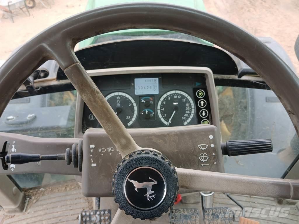John Deere 6125M Τρακτέρ