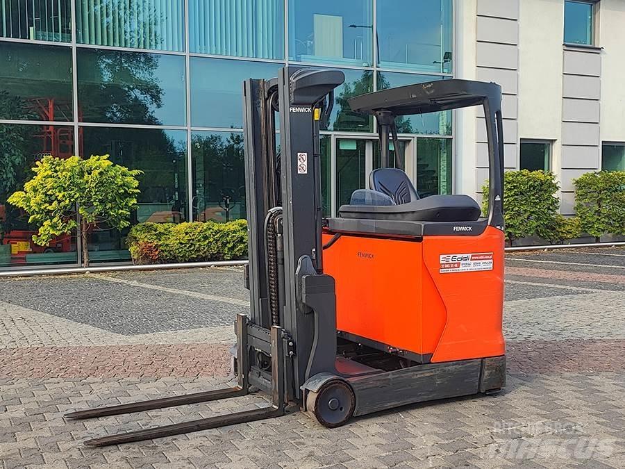 Linde R20B-01 Ανυψωτικά στενών δρόμων 4 κατευθύνσεων