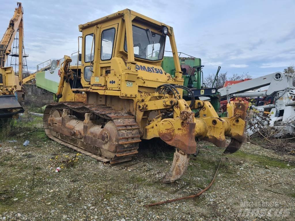 Komatsu D 85-18 Μπουλντόζες με ερπύστριες
