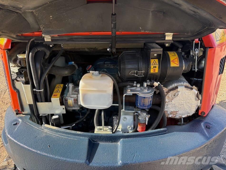 Kubota U 35-3 Εκσκαφάκι (διαβολάκι) < 7t