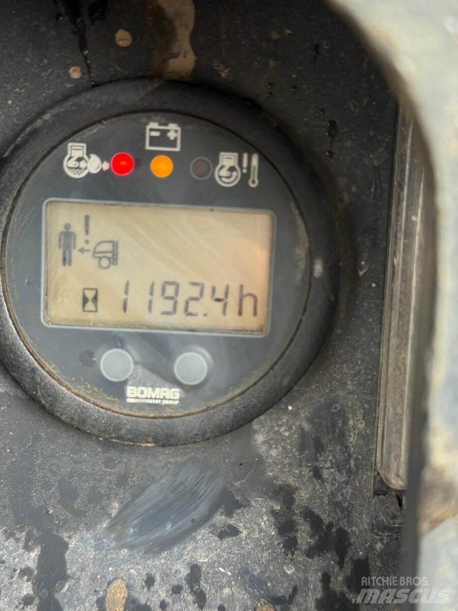 Bomag  Κύλινδροι συμπίεσης εδάφους