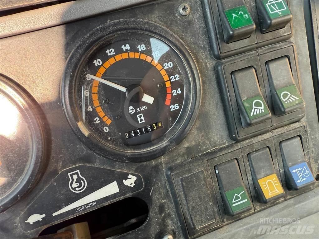 Fermec  Εκσκαφείς Φορτωτές τύπου JCB