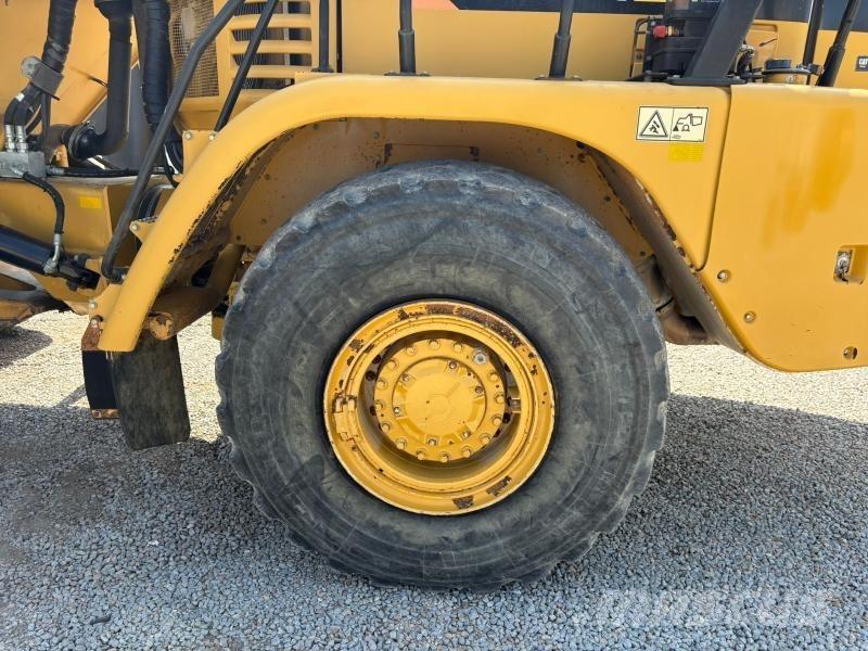 CAT 730 Σπαστό Dump Truck ADT
