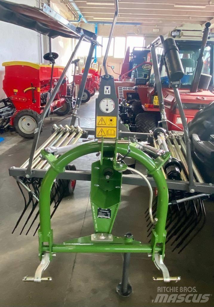 Fendt Former 400 DN Τσουγκράνες και χορτοξηραντικές μηχανές
