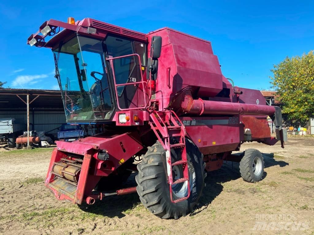 Case IH 521 Θεριζοαλωνιστικές μηχανές