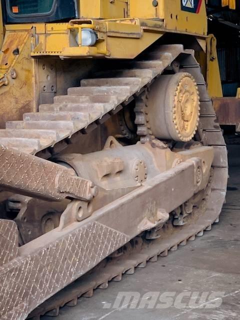 CAT D 9 T Μπουλντόζες με ερπύστριες