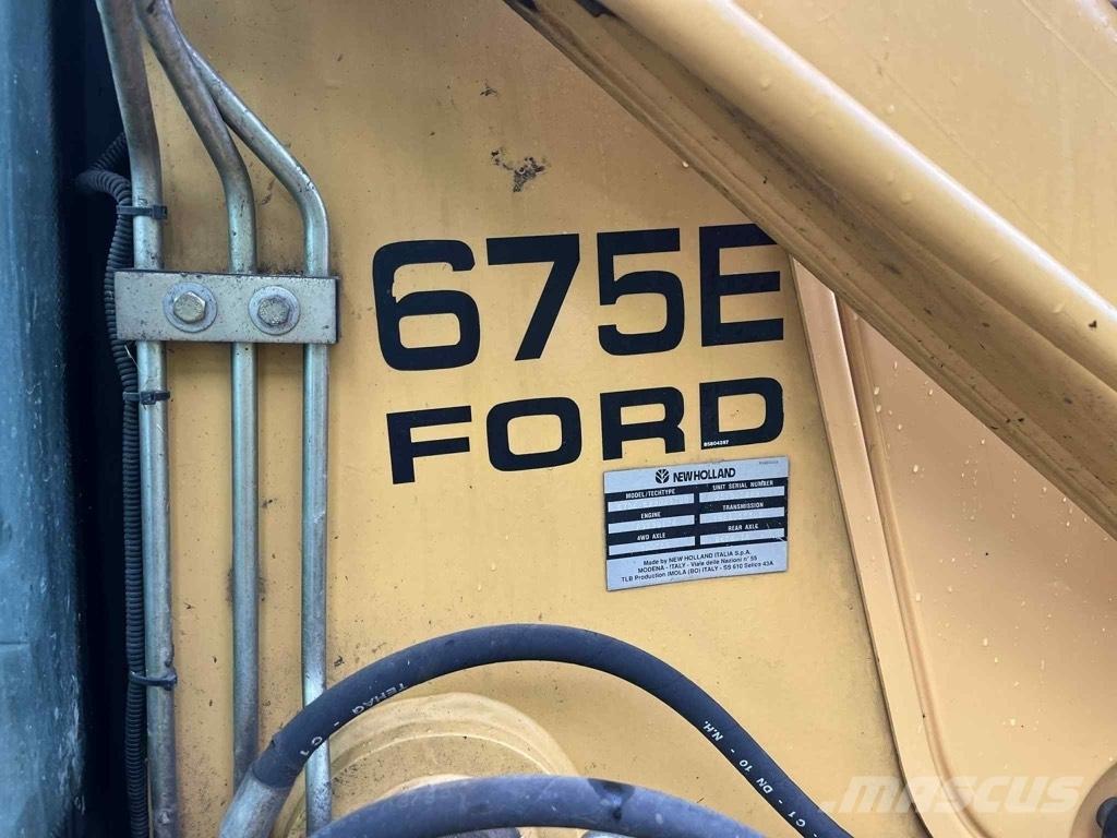 New Holland 675 E Εκσκαφείς Φορτωτές τύπου JCB