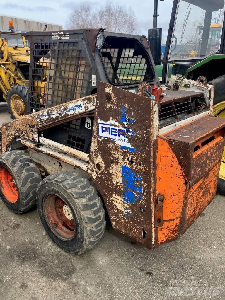 Bobcat 743 Φορτωτάκια