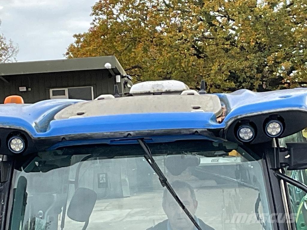 New Holland T 7.210 Τρακτέρ