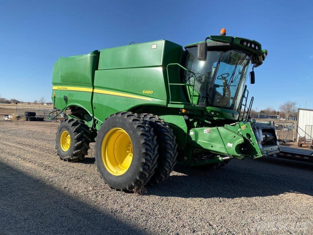 John Deere S 680 Θεριζοαλωνιστικές μηχανές