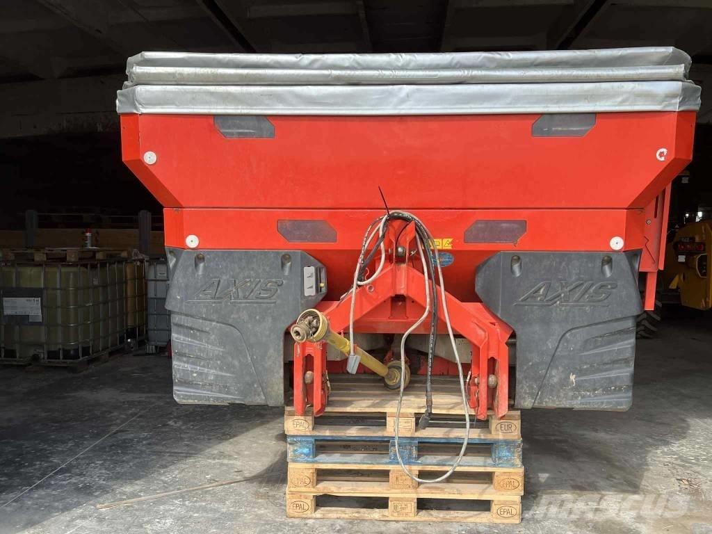 Kuhn 40.1W Διαστρωτήρες ανοργάνων