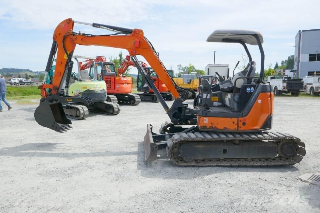 Hitachi ZX40U-3 Εκσκαφάκι (διαβολάκι) < 7t