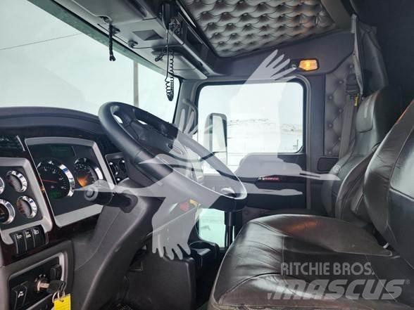 Kenworth T800 Τράκτορες