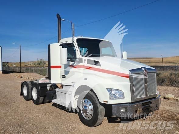 Kenworth T880 Τράκτορες