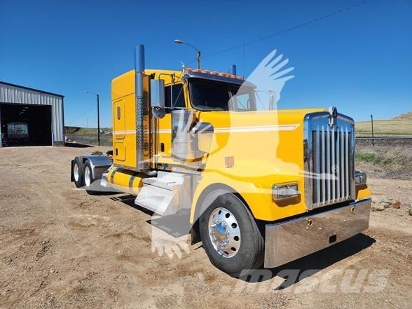 Kenworth W900 Τράκτορες