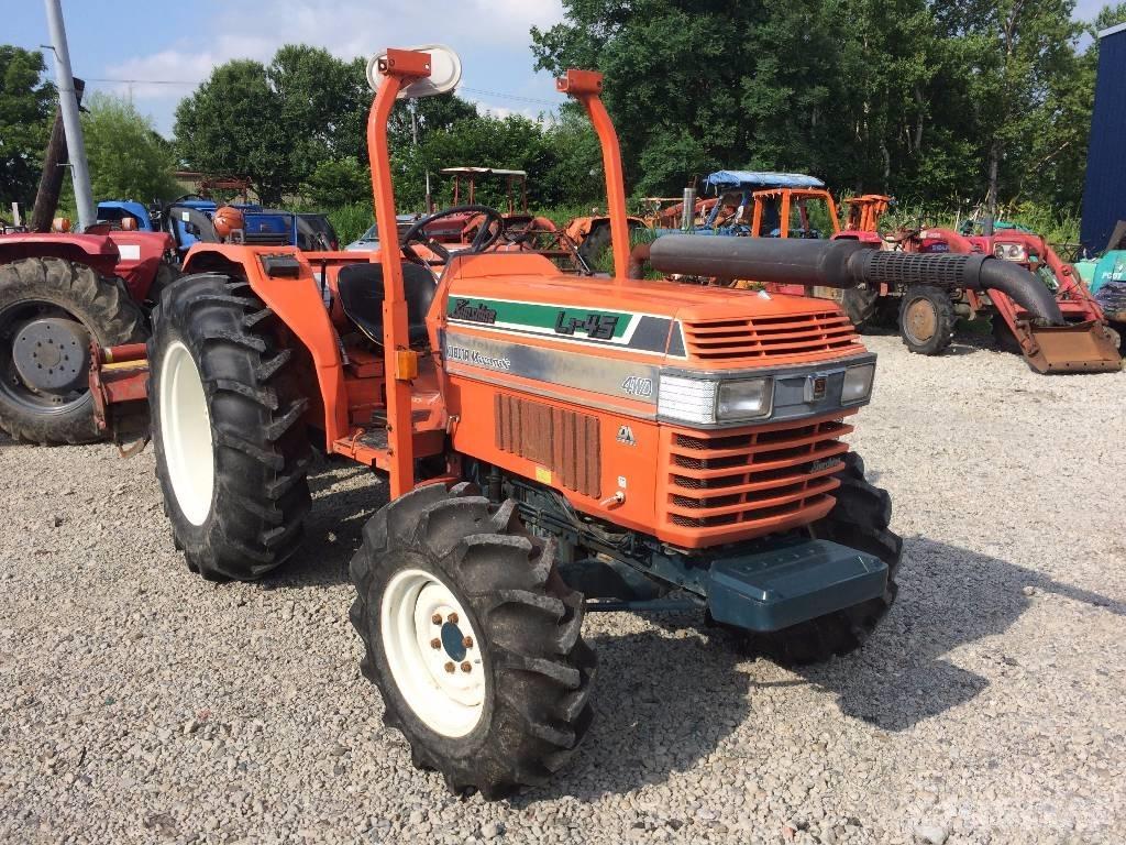 Kubota L1-45 Τρακτέρ
