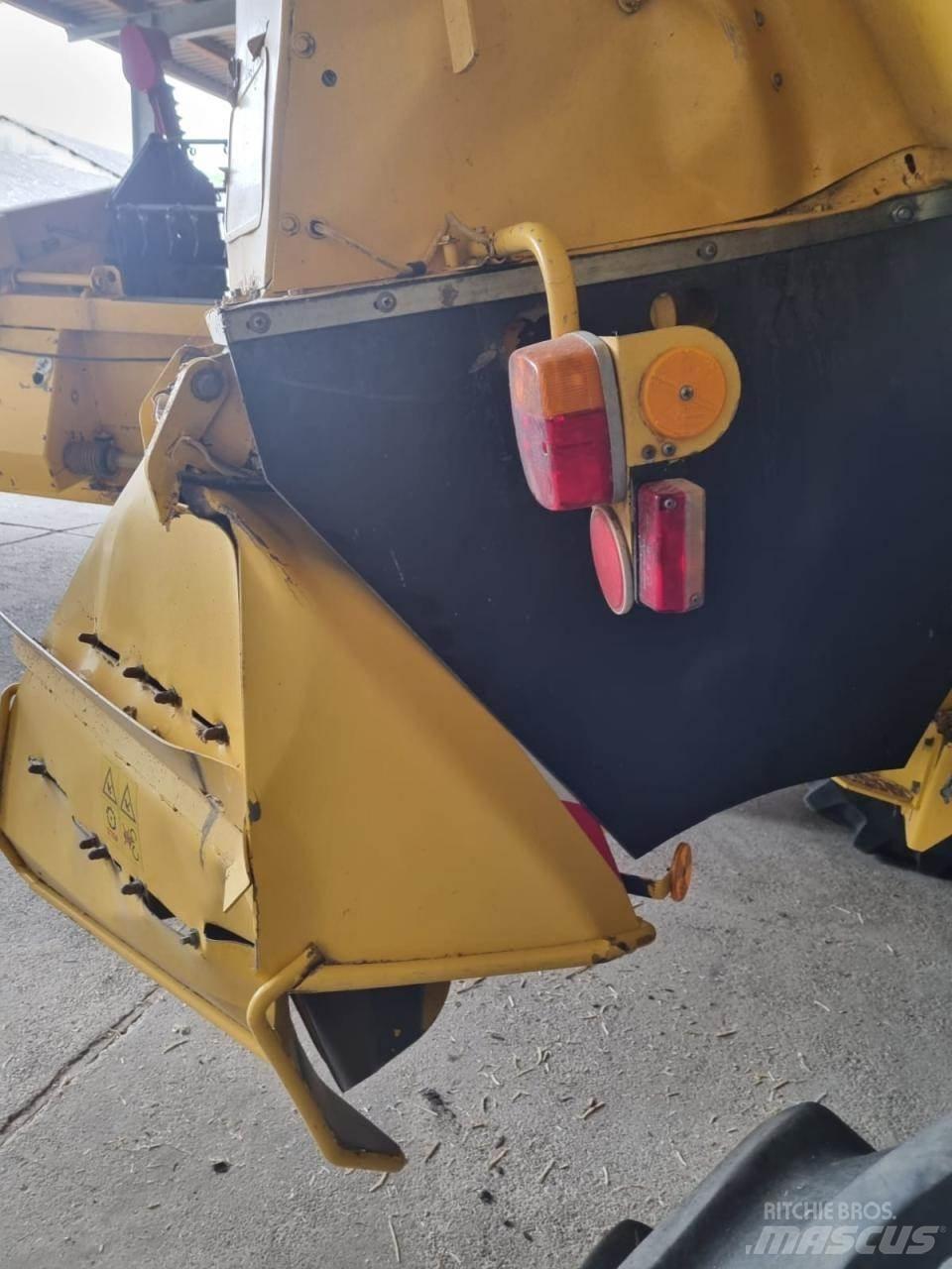 New Holland TF 76 Θεριζοαλωνιστικές μηχανές