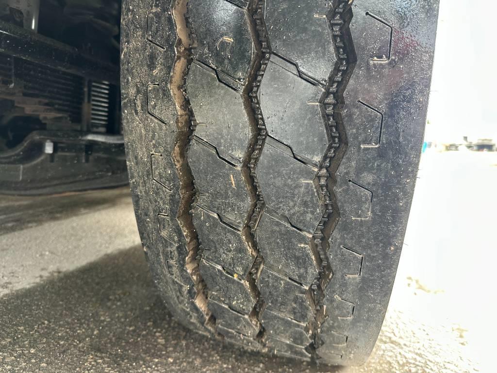 Mack MRU 613 Απορριμματοφόρα