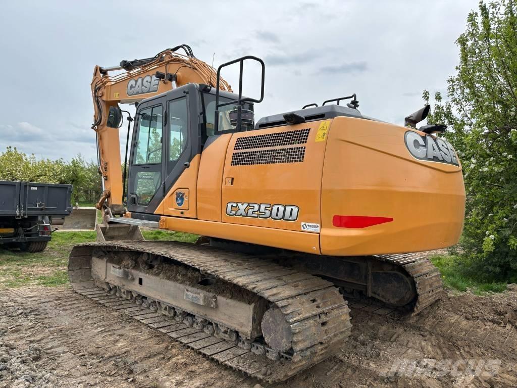 CASE CX 250 D Εκσκαφείς με ερπύστριες