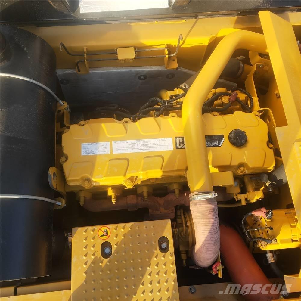 CAT 340D2 Εκσκαφείς με ερπύστριες