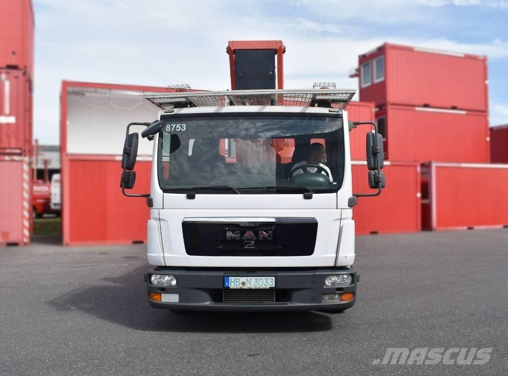 Ruthmann T 330 Εναέριες πλατφόρμες τοποθετημένες σε φορτηγό
