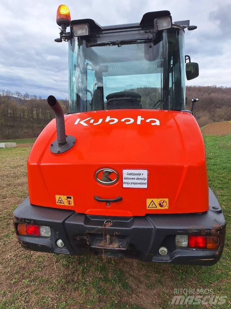 Kubota R 085 Φορτωτές με λάστιχα (Τροχοφόροι)