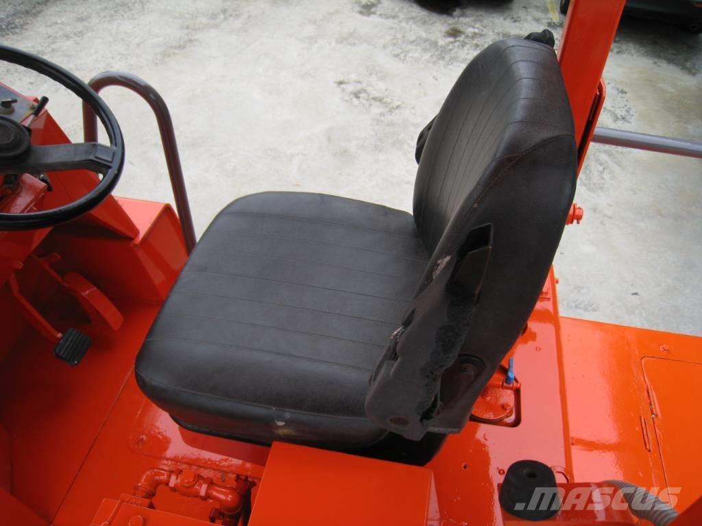 Sakai TZ 701 Κύλινδροι με επίσωτρα με αέρα